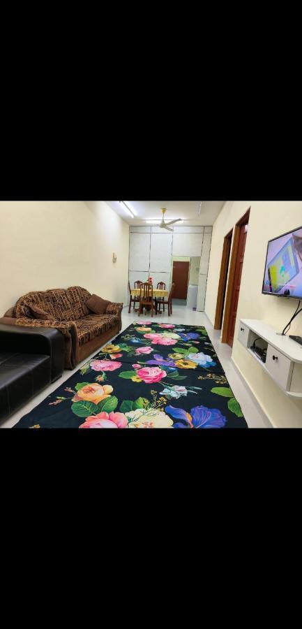 Wafiy Homestay Macang المظهر الخارجي الصورة