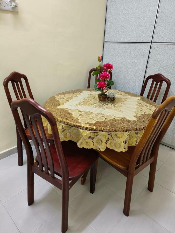 Wafiy Homestay Macang المظهر الخارجي الصورة